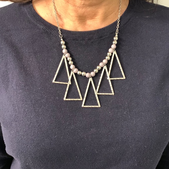 NWOT Triangle Necklace - Picture 5 of 8